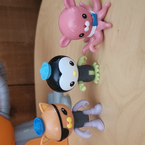 Octonauts Above & Beyond Octopod Adventure Playset with additional figures - Picture 4 of 6